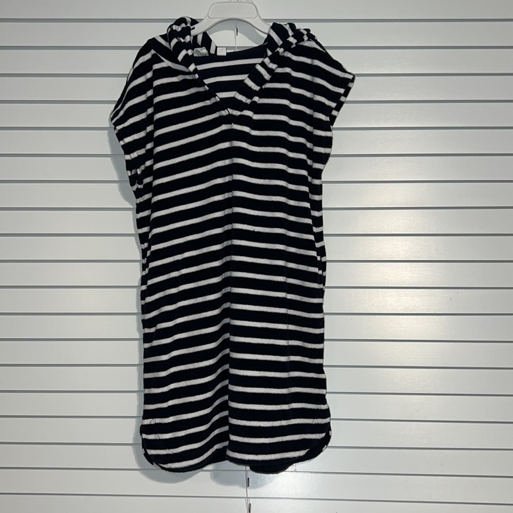 Girls coverup